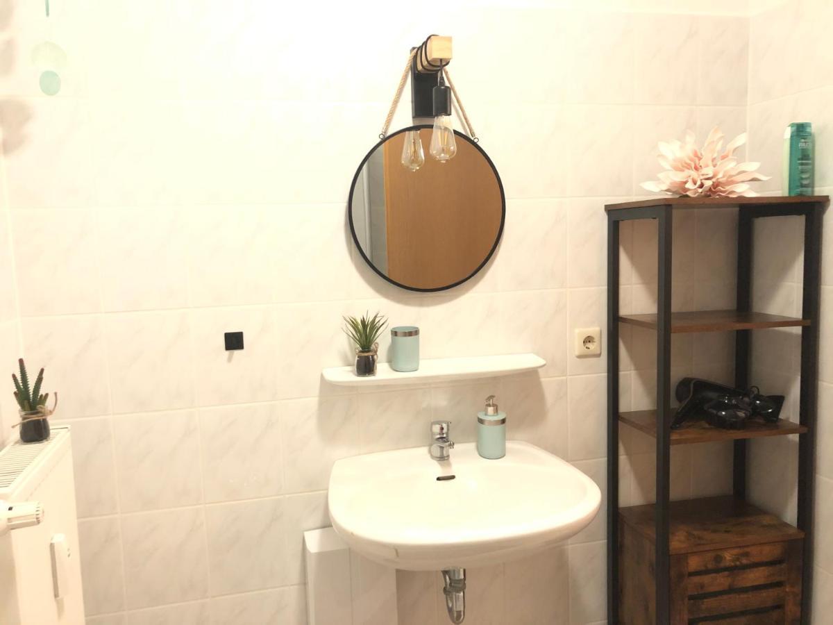 Cottbus-Apartments - Green Apartment I Privat I Wifi I Kueche I Balkon 外观 照片