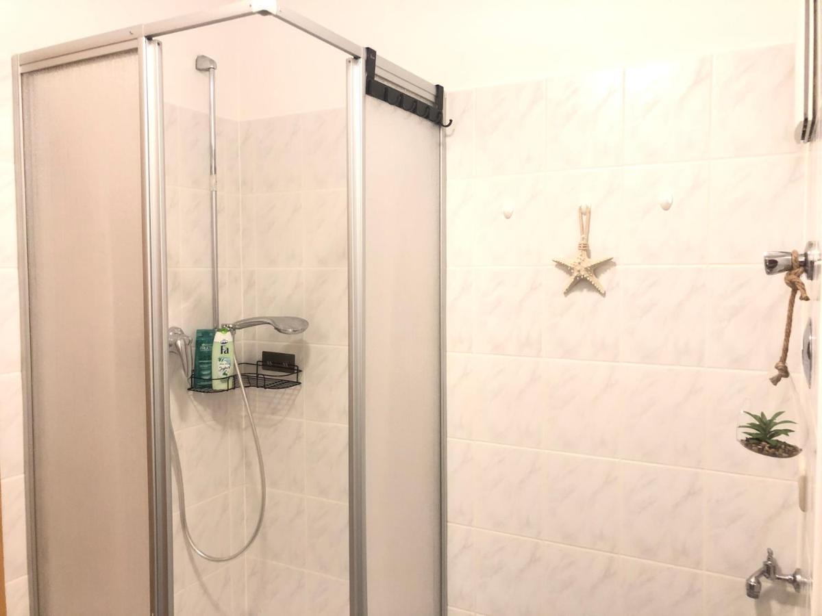 Cottbus-Apartments - Green Apartment I Privat I Wifi I Kueche I Balkon 外观 照片